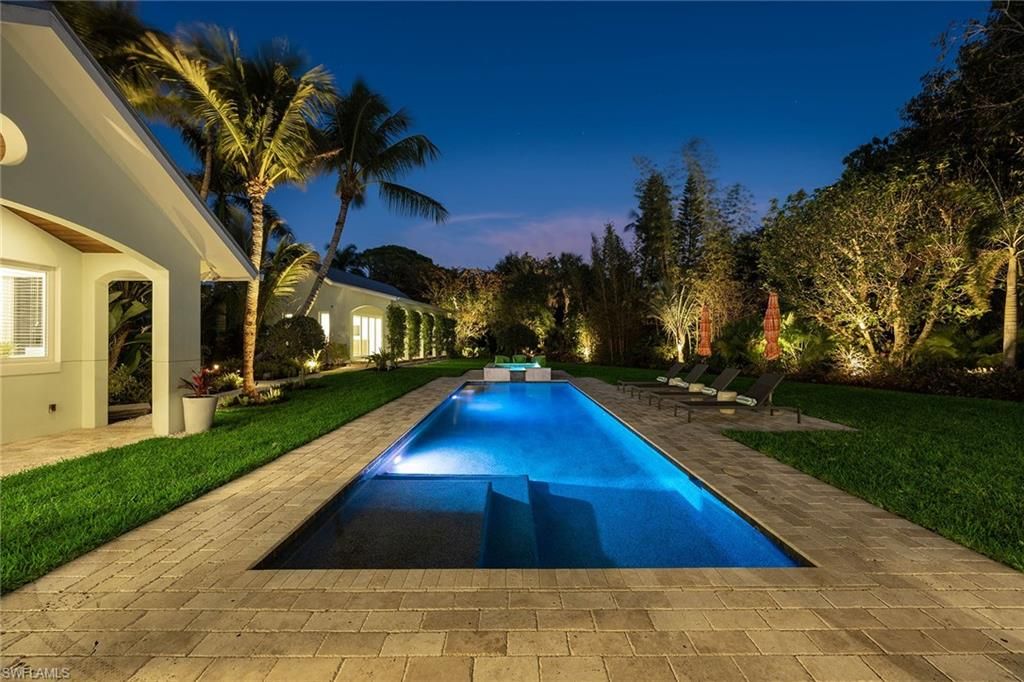 Photo of 1438 Murex DR, NAPLES, FL 34102 (MLS # 226010996)