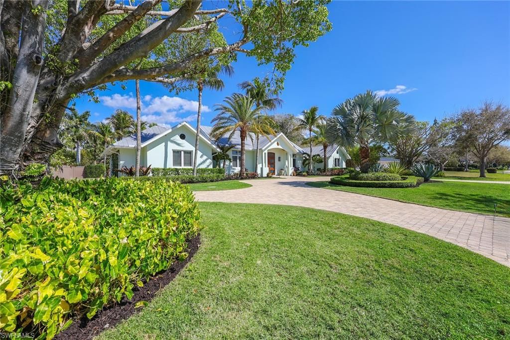 Photo of 1438 Murex DR, NAPLES, FL 34102 (MLS # 226010996)