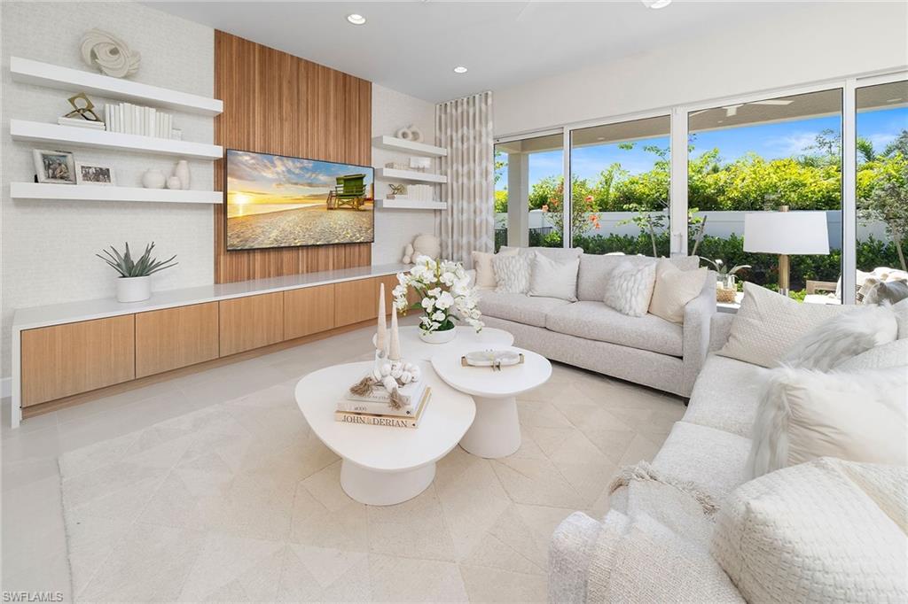 VALENCIA SKY - Residential