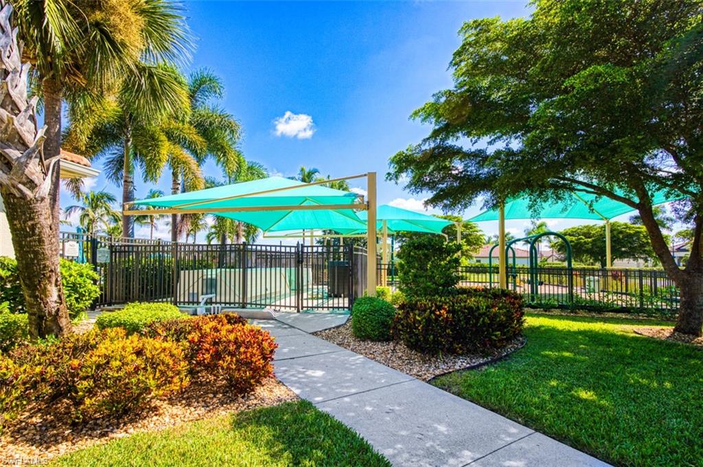 REFLECTION ISLES - Residential