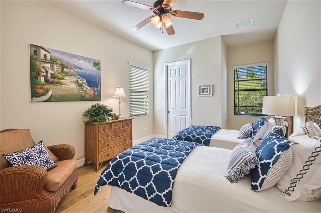 REFLECTION ISLES - Residential