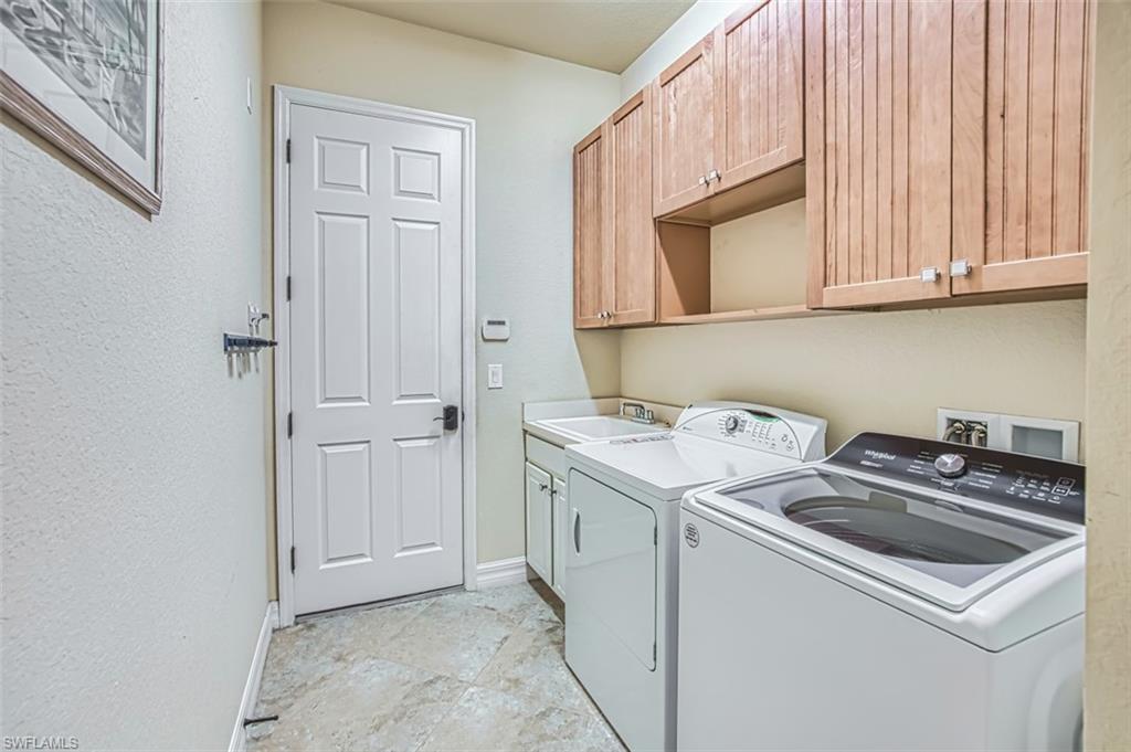 REFLECTION ISLES - Residential