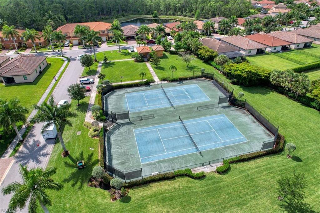 REFLECTION ISLES - Residential