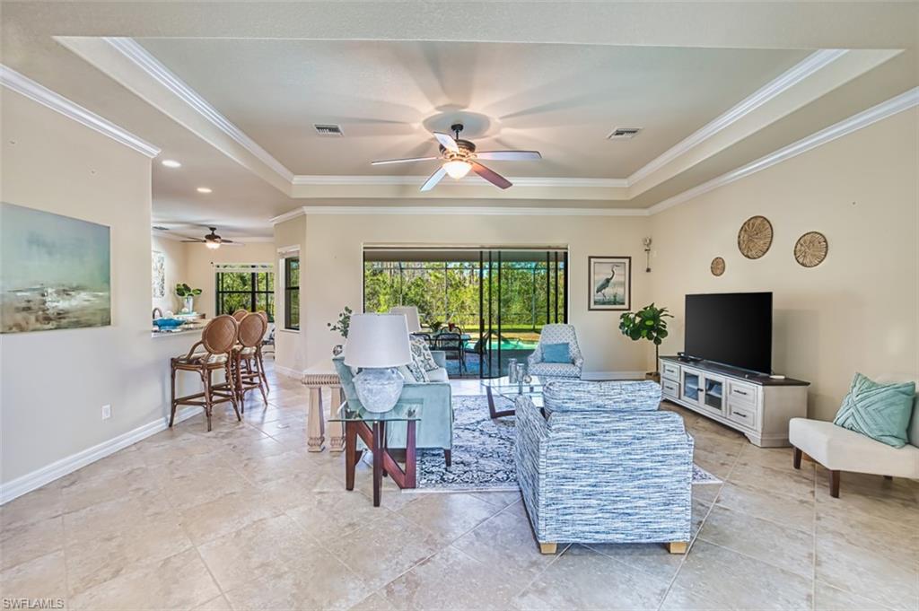 REFLECTION ISLES - Residential