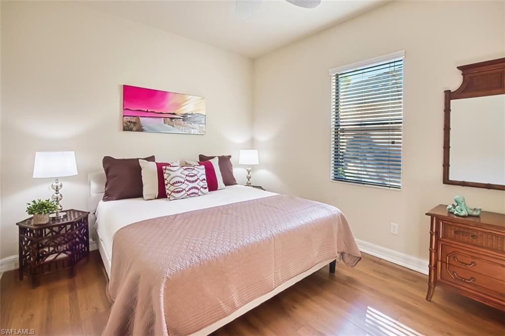 REFLECTION ISLES - Residential