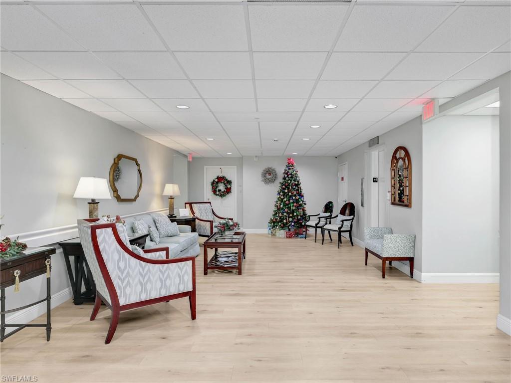 ARBOR TRACE - Residential