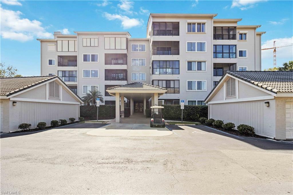 ARBOR TRACE - Residential