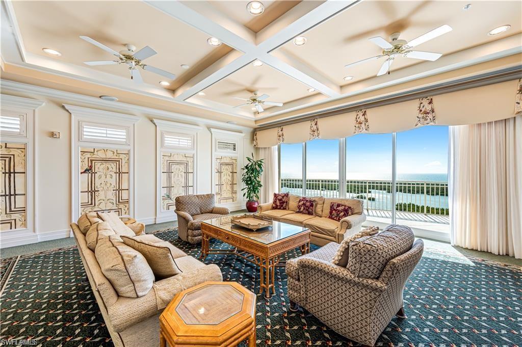 ARBOR TRACE - Residential