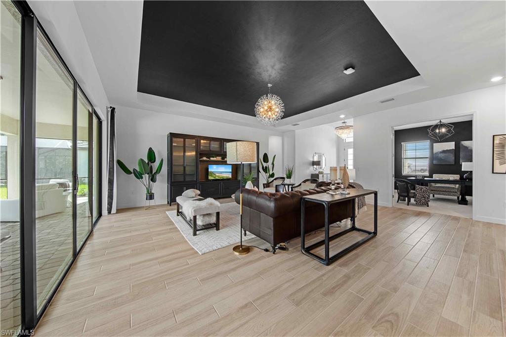 REMINGTON OAKS - Residential