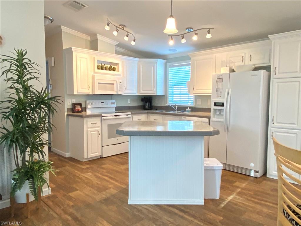 RIVERWOODS PLANTATION - Residential