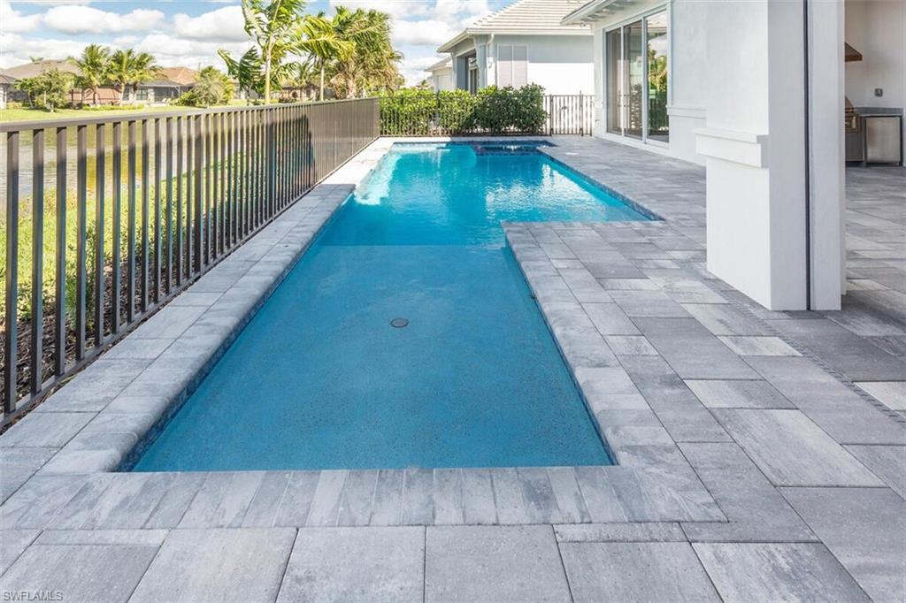 OYSTER HARBOR - Residential