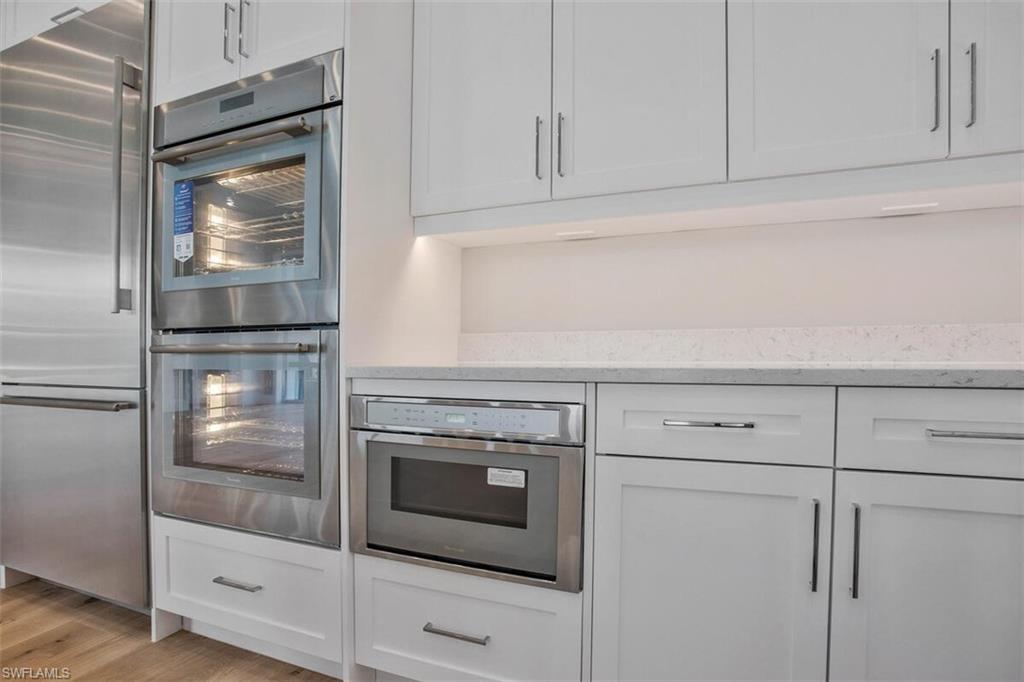 OYSTER HARBOR - Residential