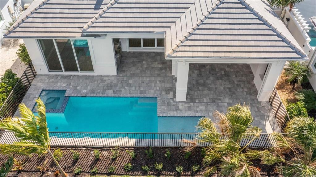 OYSTER HARBOR - Residential