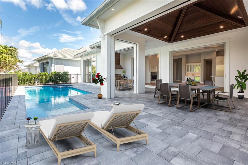 OYSTER HARBOR - Residential