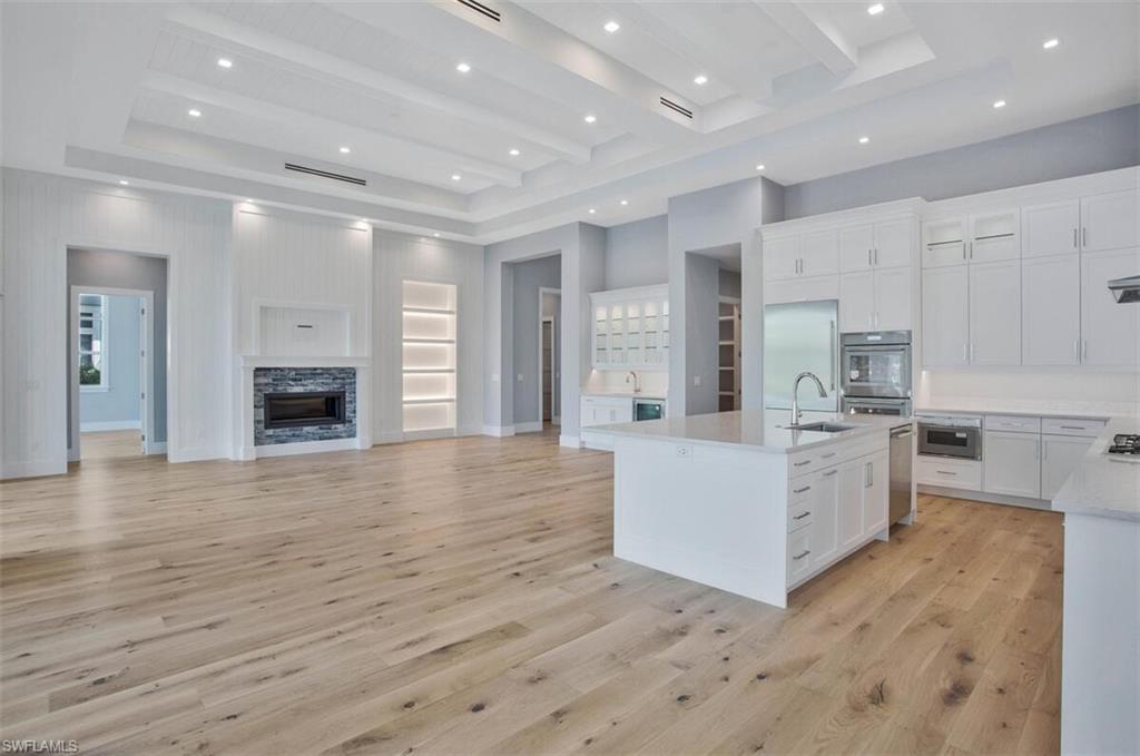 OYSTER HARBOR - Residential