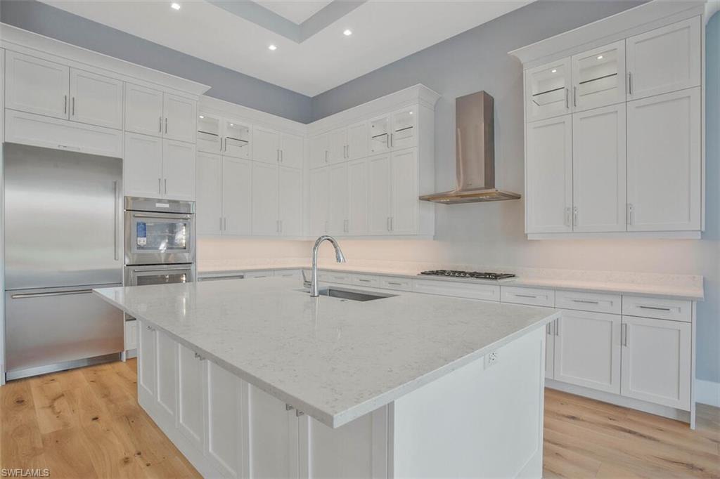 OYSTER HARBOR - Residential