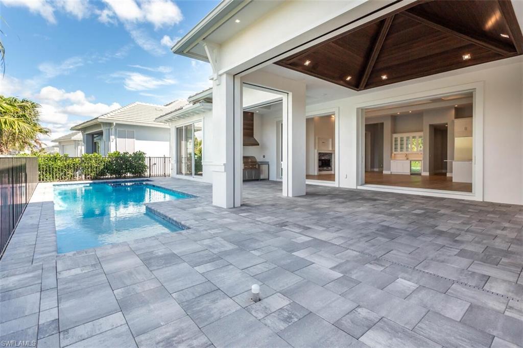 OYSTER HARBOR - Residential