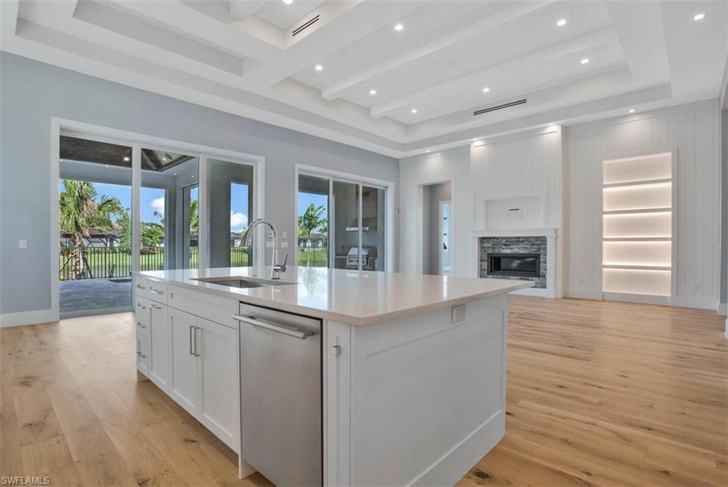 OYSTER HARBOR - Residential