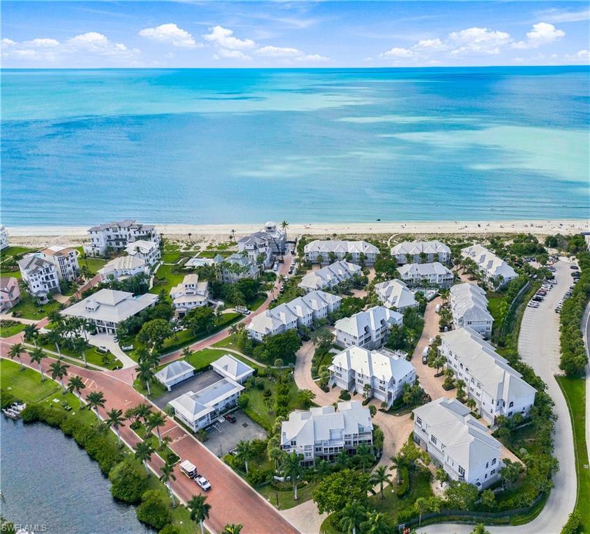 109 Barefoot CIR 22