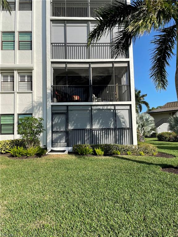 BREEZY POINT - Residential