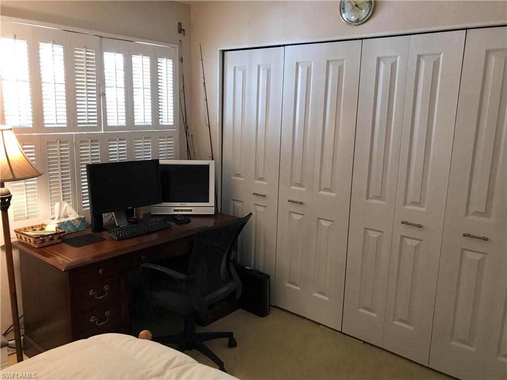 BREEZY POINT - Residential