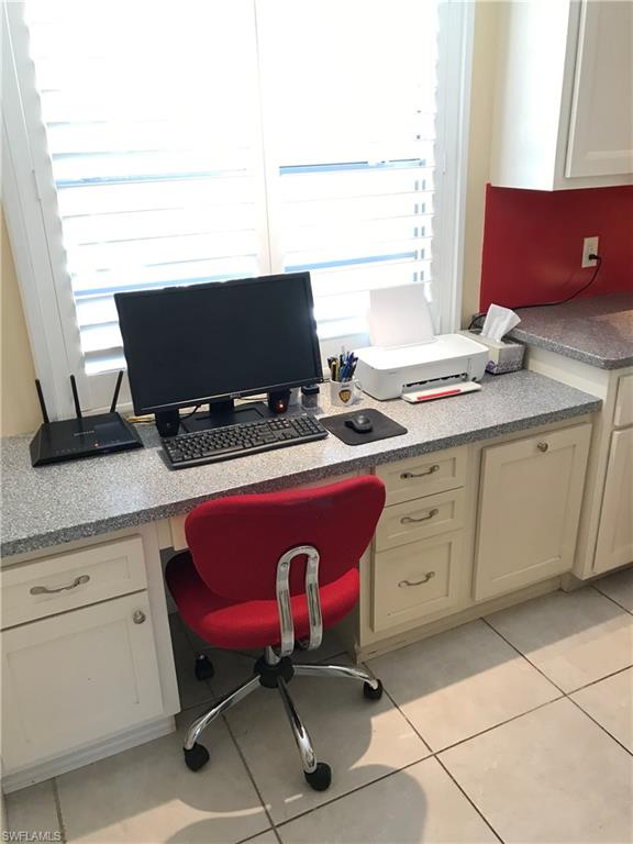 BREEZY POINT - Residential