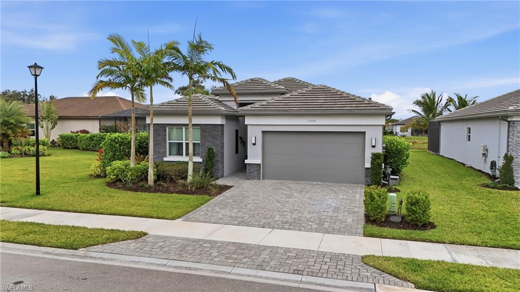 11394 Jacaranda DR