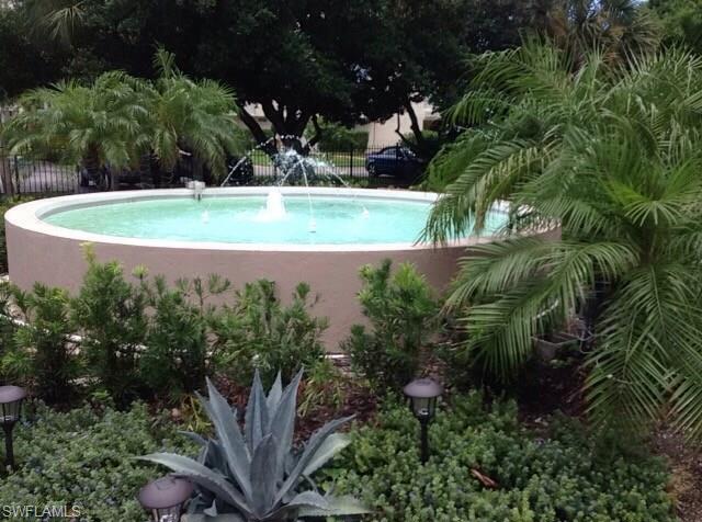 CRECIENTE CONDO SOUTH - Residential