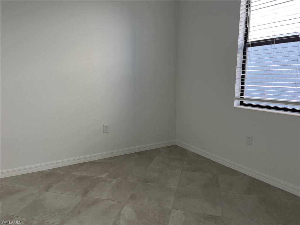 PORTICO - Residential