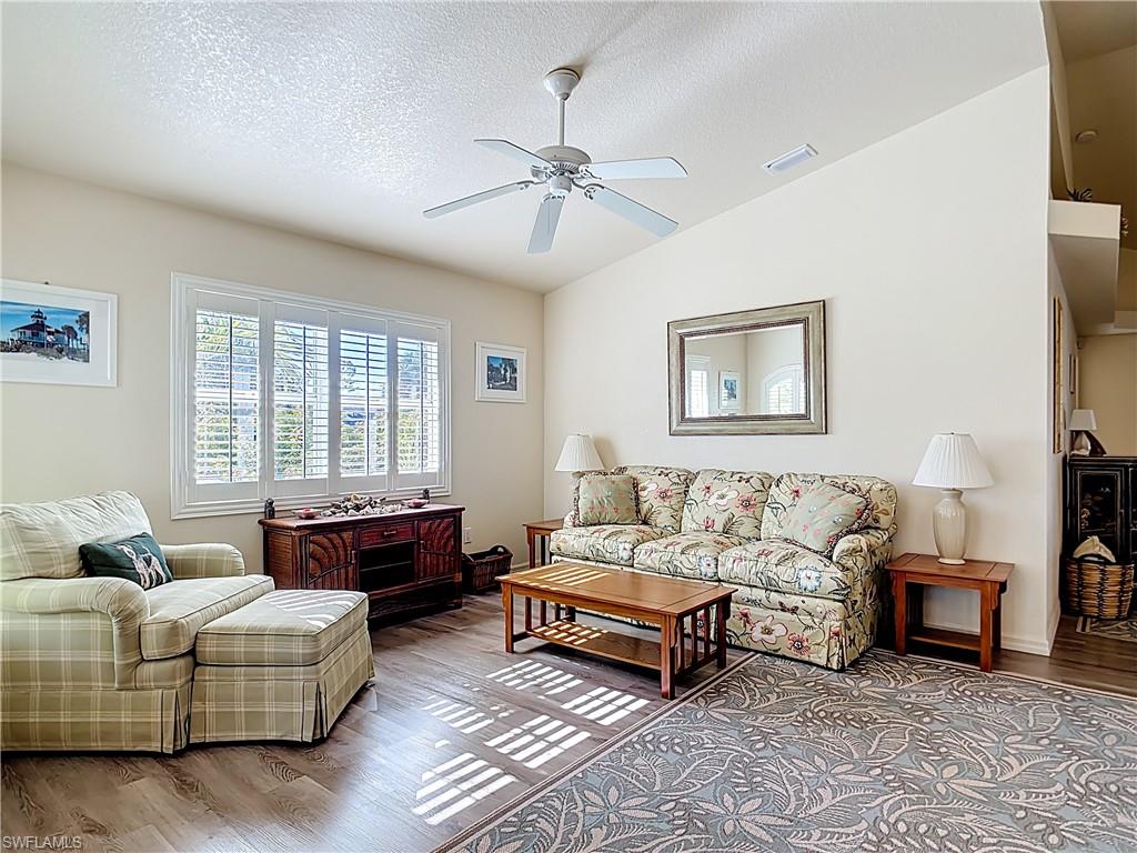 ROTONDA LAKES - Residential