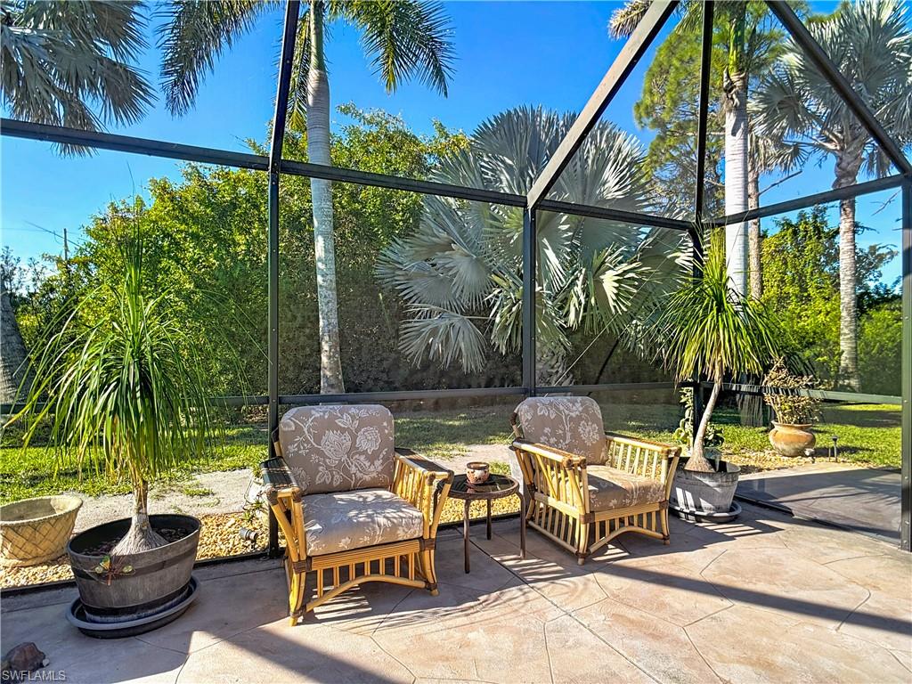 ROTONDA LAKES - Residential