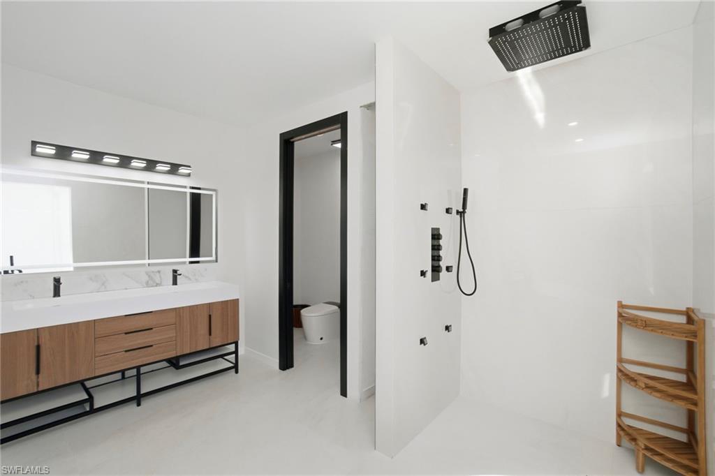 OYSTER BAY - Residential