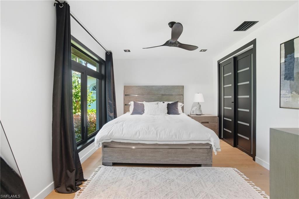 OYSTER BAY - Residential