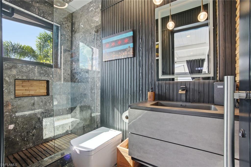 OYSTER BAY - Residential