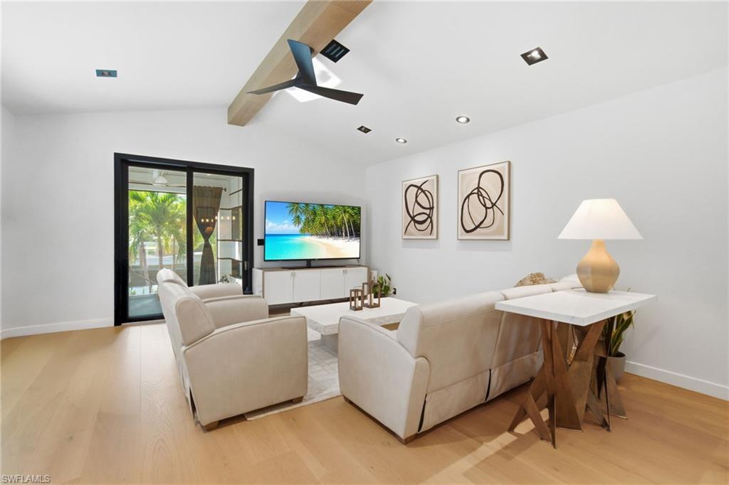 OYSTER BAY - Residential