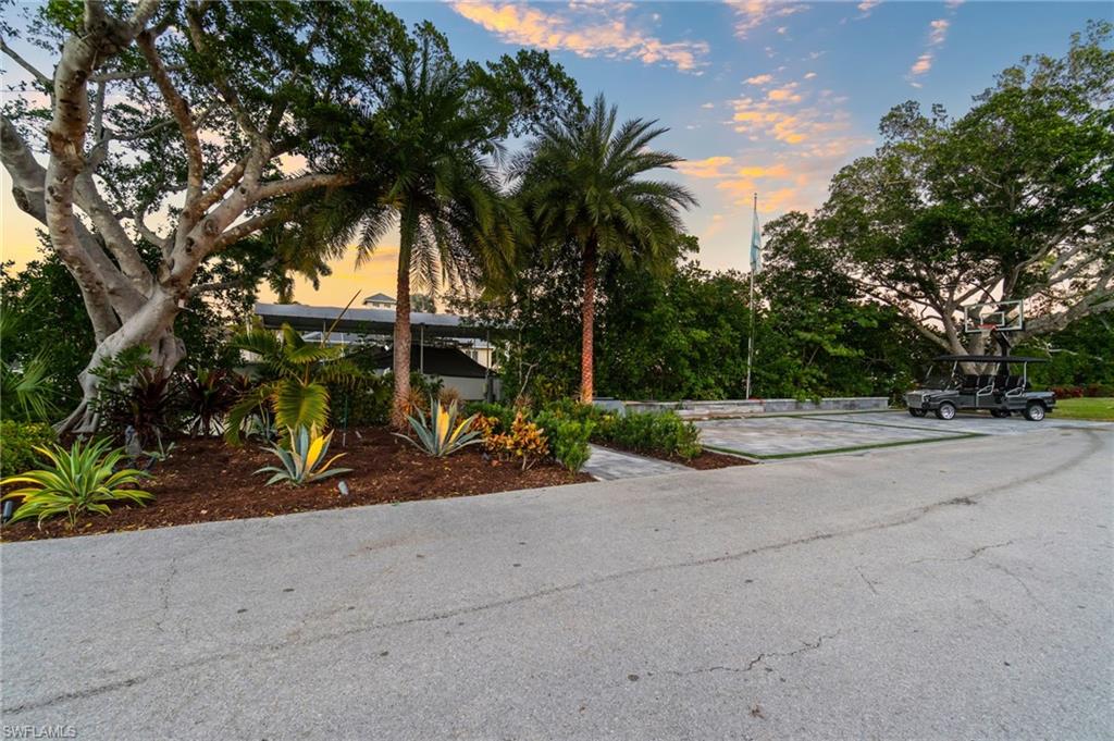 OYSTER BAY - Residential