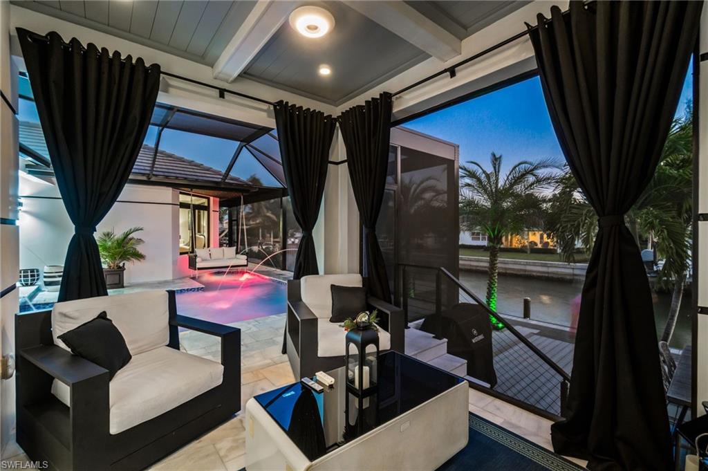 OYSTER BAY - Residential