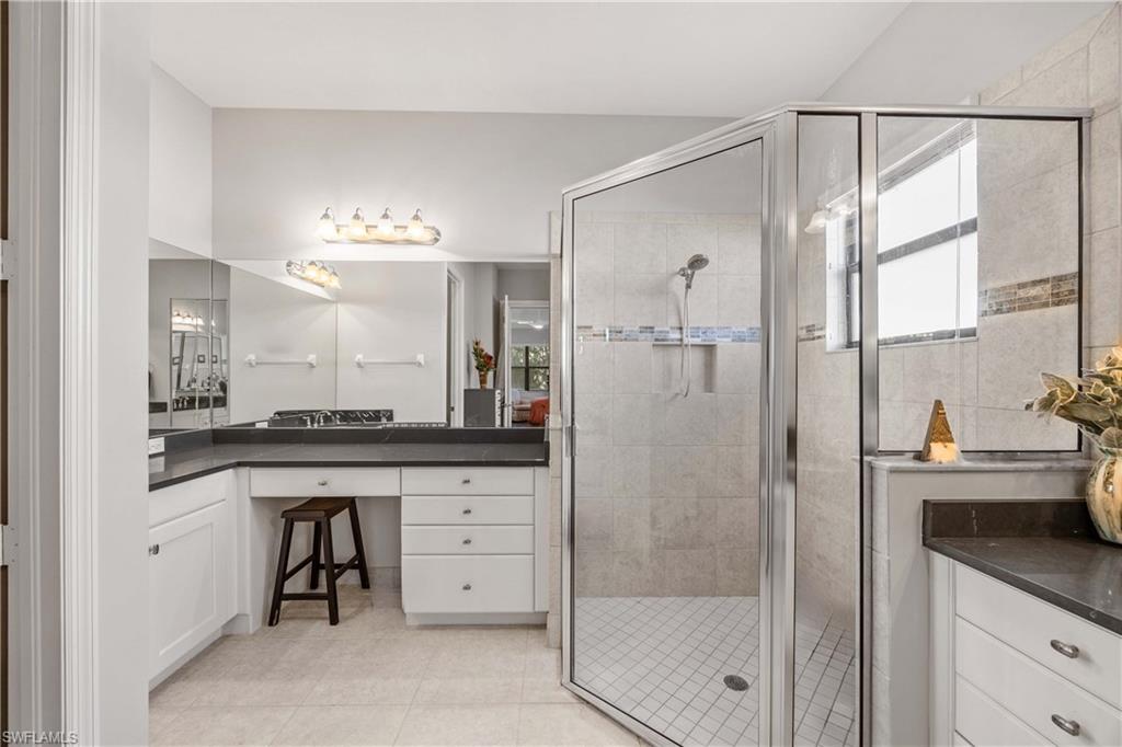 MARINA BAY - Residential