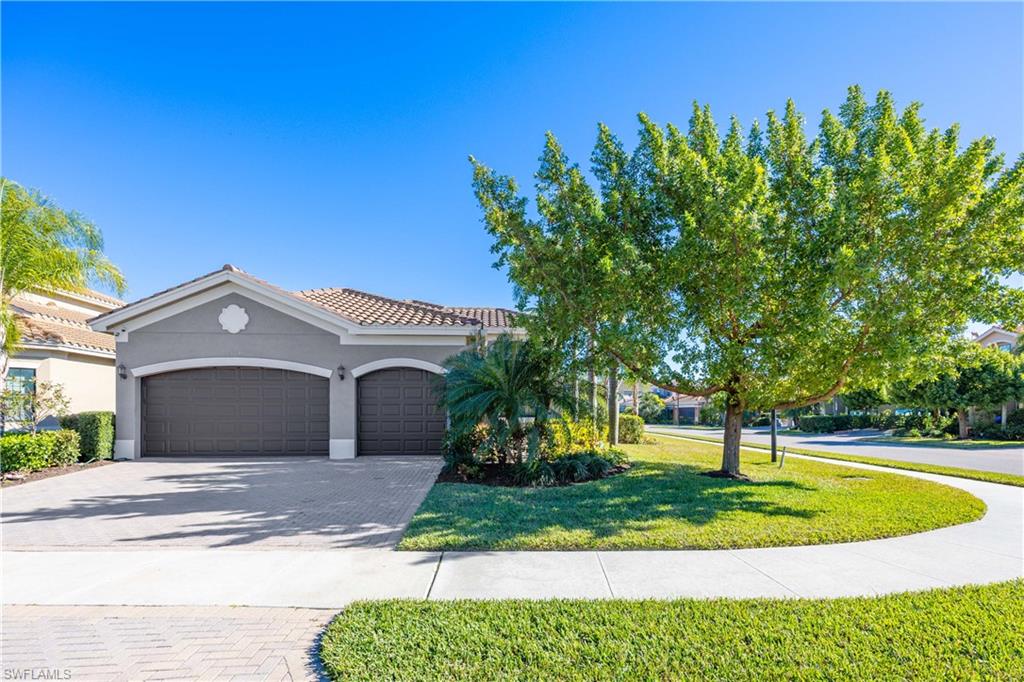 MARINA BAY - Residential