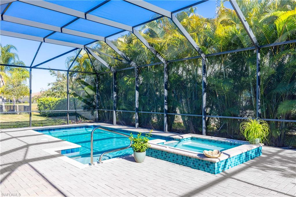 MARINA BAY - Residential