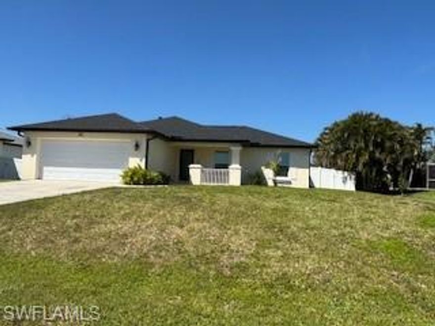 Paradise Landing **For Rent: June - November 2026 - 2026 December - $3000.00 Short-term rental: Stunning 3-bed, 2-bath, 1-car garage (Owner has his personal car stored in garage room for one vehicle) Home with Pool! Just off of Chiquita Blvd. Welcome to your dream rental! This beautiful home features an inviting saltwater pool with an electric heater, a Baja shelf and bench in the deep end, and a Jacuzzi with an easy-to-control panel to turn the water on and off and adjust the heat. There is also a built-in BBQ for outdoor entertaining and a Private backyard for ultimate relaxation. The open-style kitchen is perfect for cooking and gathering. Don't miss out on this fantastic opportunity! Call an Agent for more details or to schedule a viewing. The Tenant will be responsible for electricity and water for short-term OUT-OF-SEASON rentals of 30 days or more only. WiFI is available. A background check is required for move-in, along with a $175 Lease Fee, First month's rent, and a Security deposit. IN SEASON, Rent is 4000. Renters have a cap for Water and Electricity. Call for details