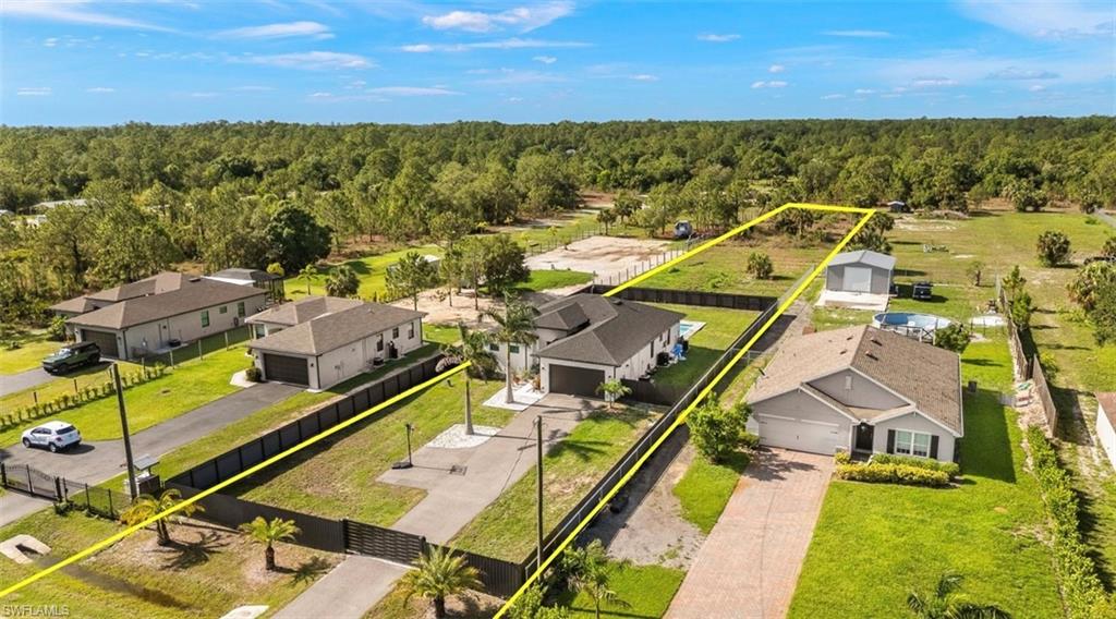 GOLDEN GATE ESTATES - Residential