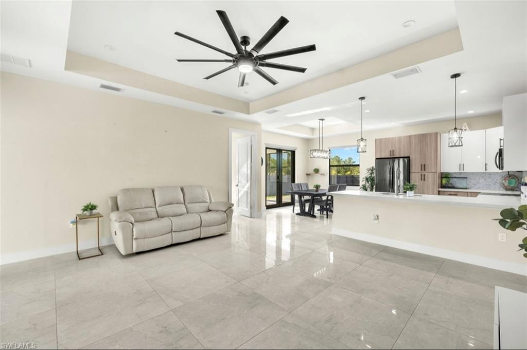 GOLDEN GATE ESTATES - Residential