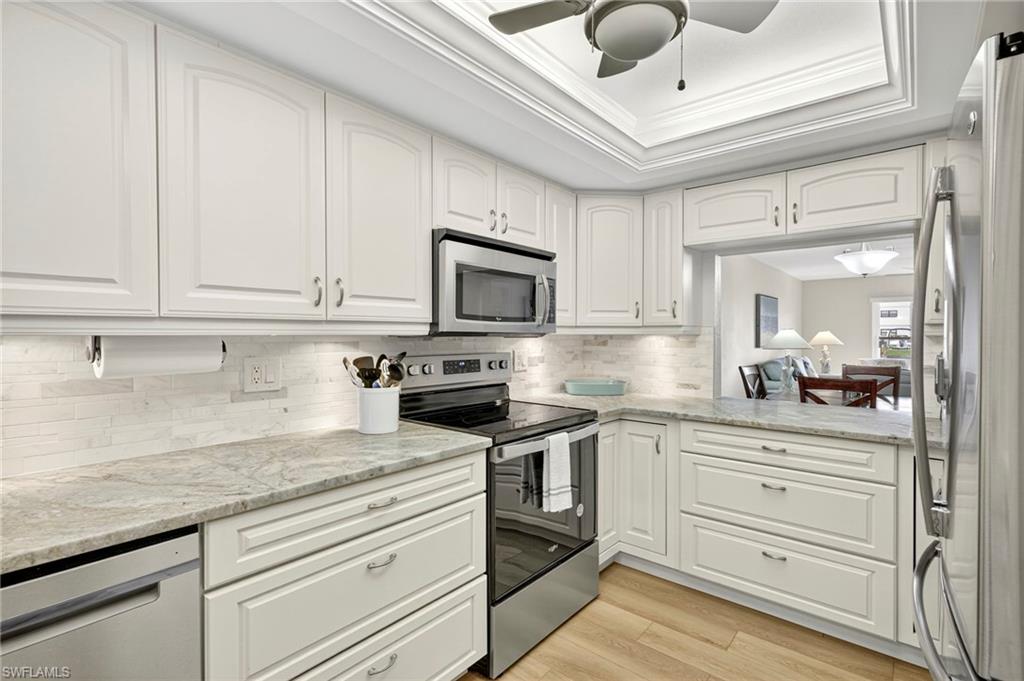 COMMODORE CONDO - Residential