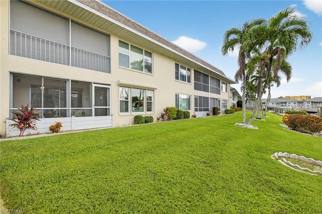 COMMODORE CONDO - Residential