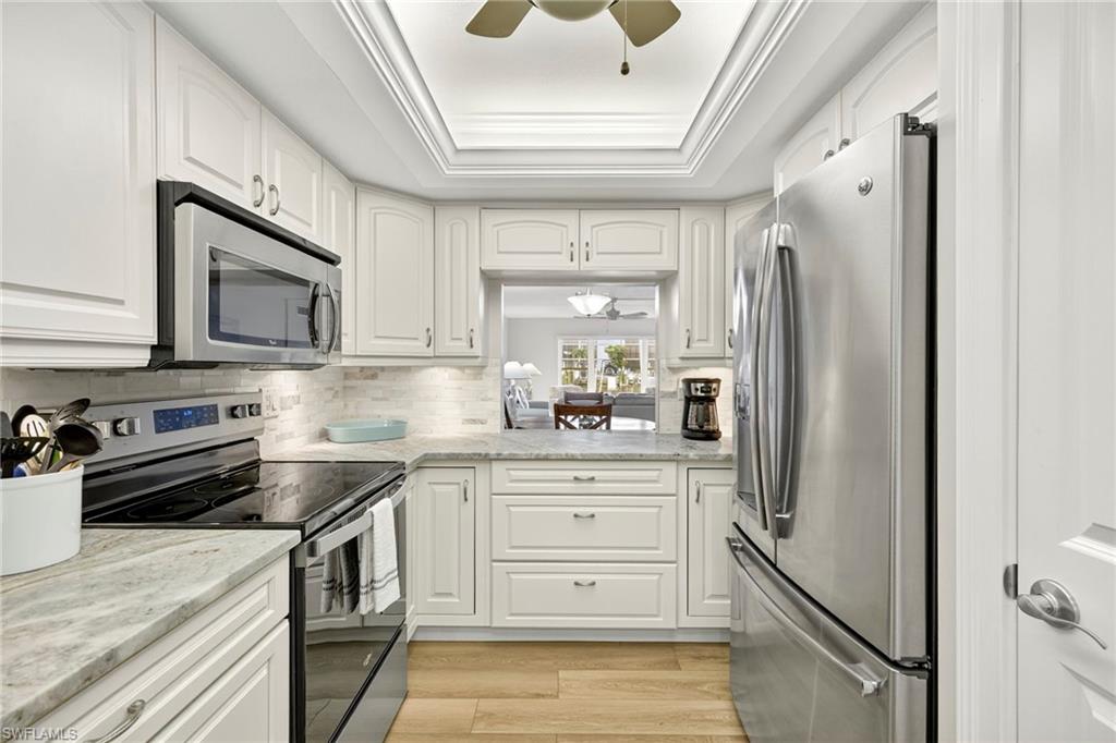 COMMODORE CONDO - Residential