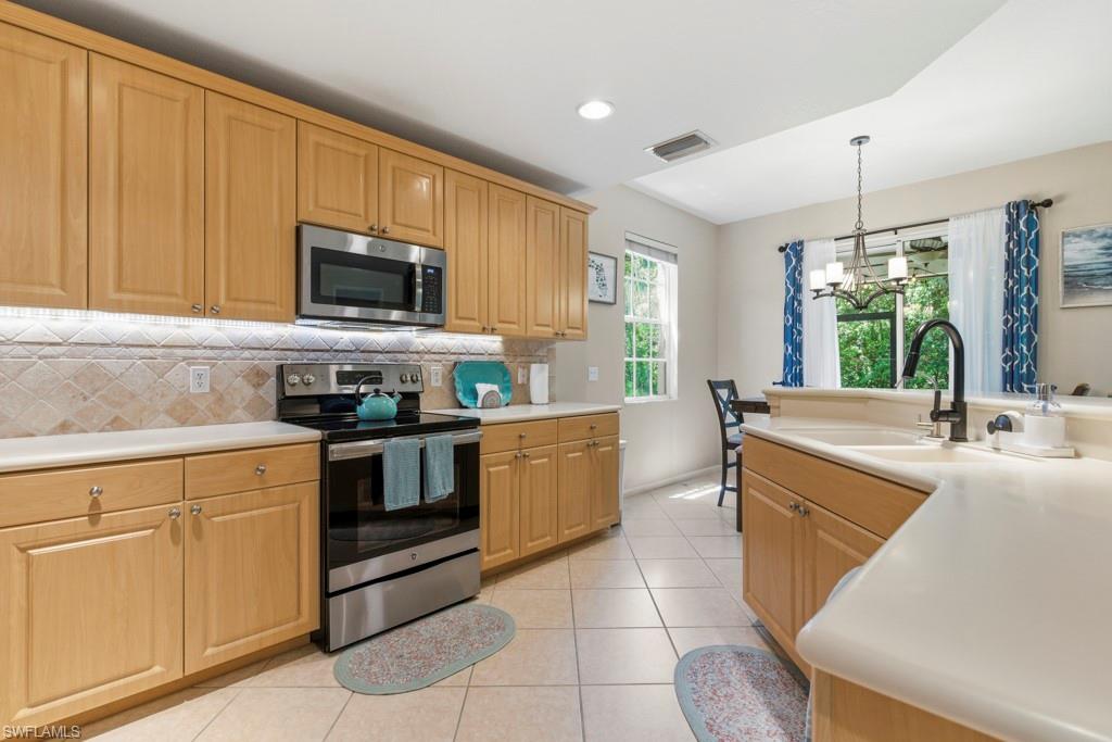 VALENCIA - Residential Lease