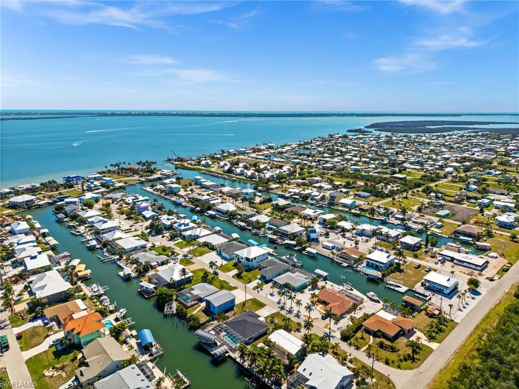 PINE ISLAND SHORES UNIT 6 - Residential