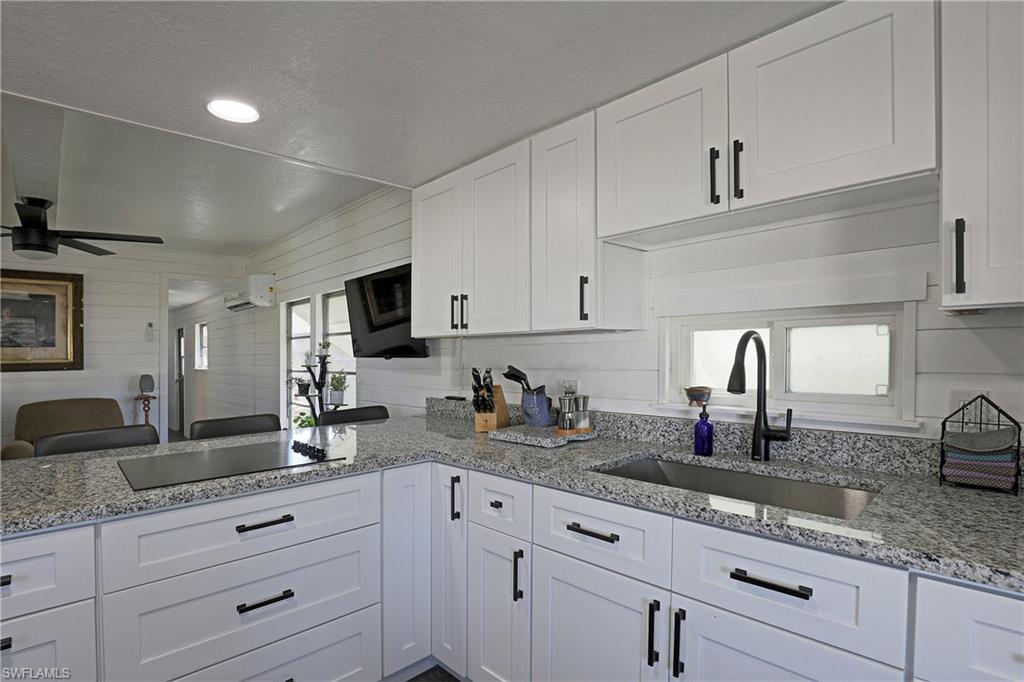 RIVERLAWN TERRACE - Residential