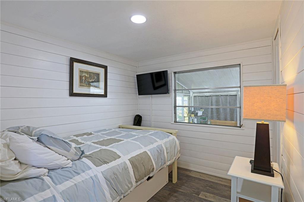 RIVERLAWN TERRACE - Residential